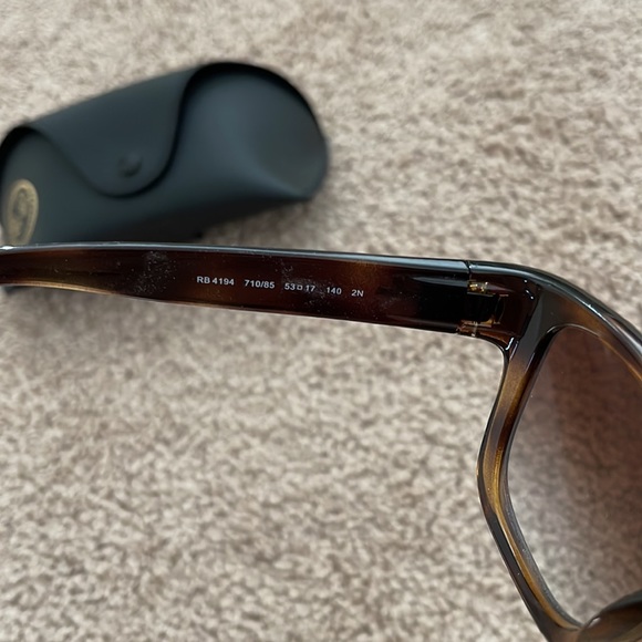 Ray-ban sunglasses *polarized - Picture 7 of 8